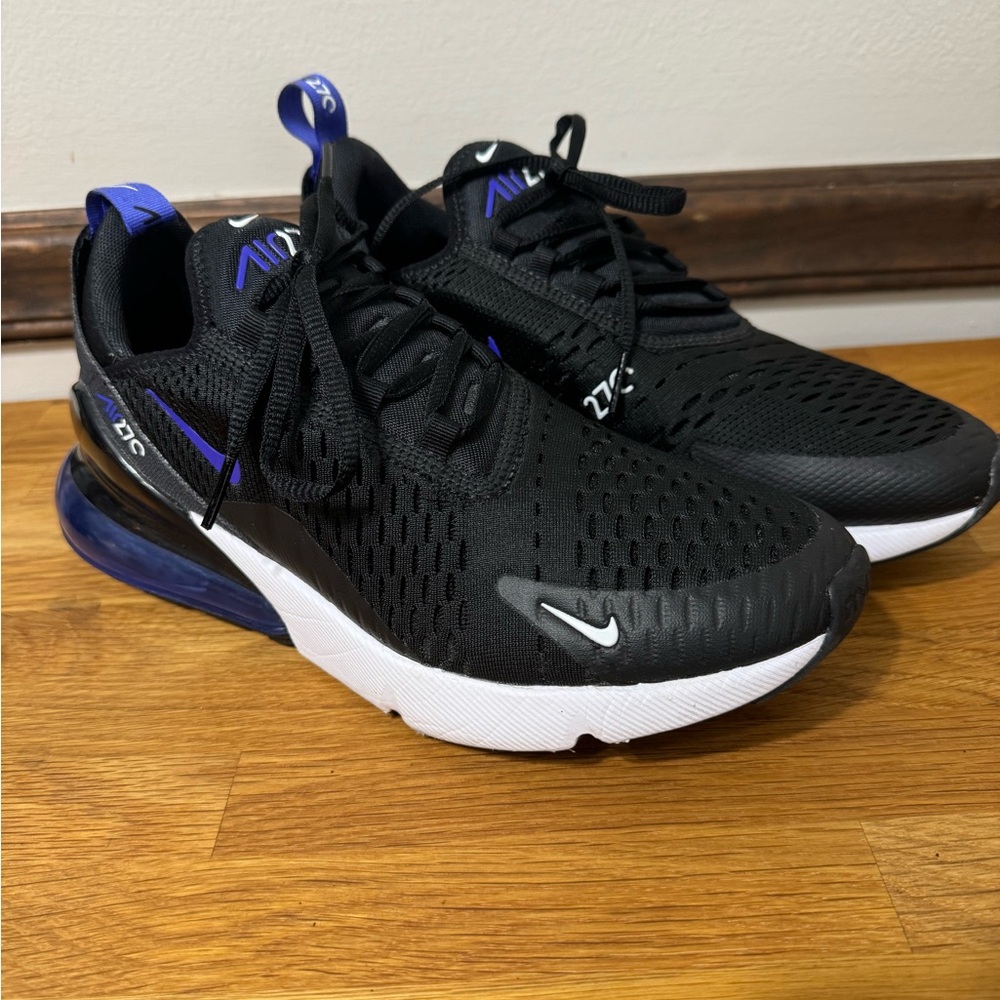 Men’s Nike shoes